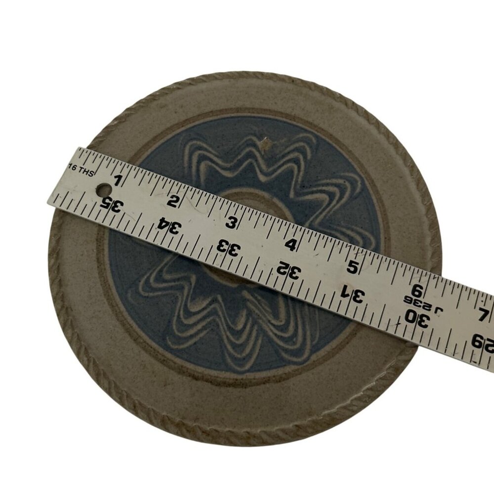 Vintage Jugtown Ware 1995 Stoneware Trivet With Blue & Beige Zigzag Pattern - Picture 5 of 6